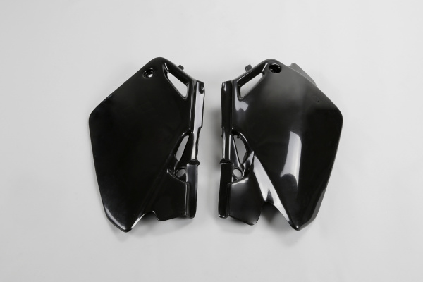 Side panels - black - Honda - REPLICA PLASTICS - HO03631-001 - UFO Plast