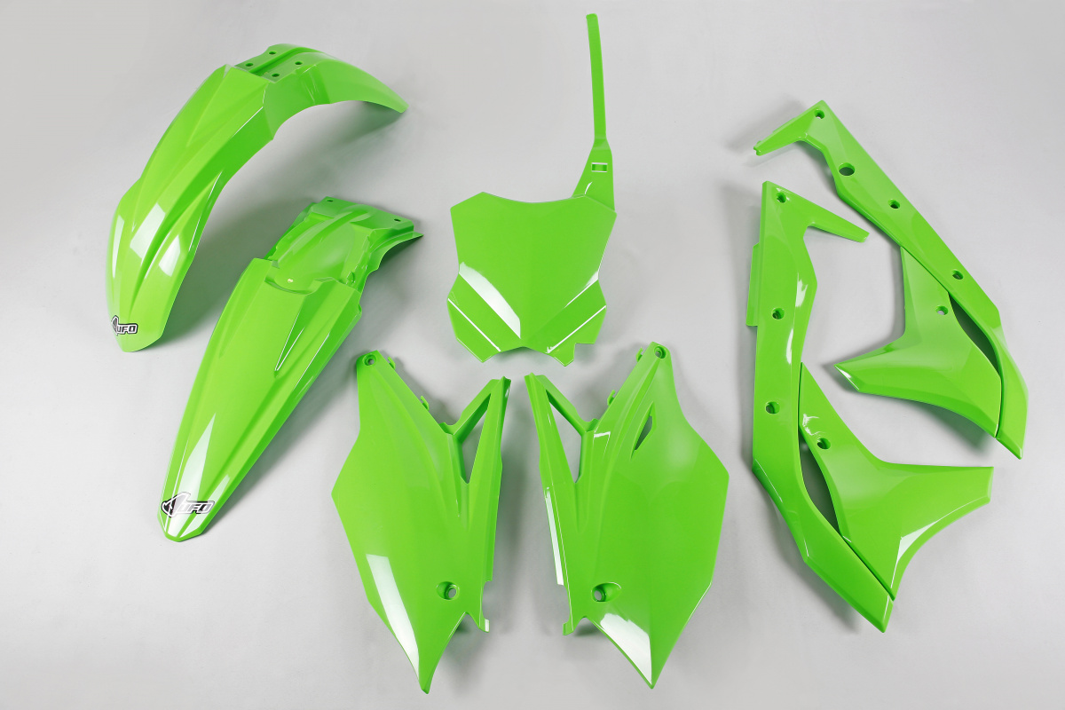 Plastic Kit green for Kawasaki KXF 250 (2018-20) - REPLICA PLASTICS - KAKIT225-026 - Ufo Plast