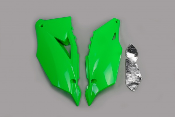 Side panels - neon green - Kawasaki - REPLICA PLASTICS - KA04752-AFLU - UFO Plast