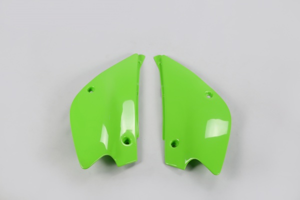 Side panels - green - Kawasaki - REPLICA PLASTICS - KA03714-026 - UFO Plast