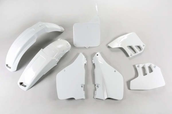 Plastic kit Suzuki - white 041 - REPLICA PLASTICS - SUKIT396-041 - UFO Plast