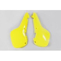 Side panels - yellow 102 - Suzuki - REPLICA PLASTICS - SU03923-102 - UFO Plast
