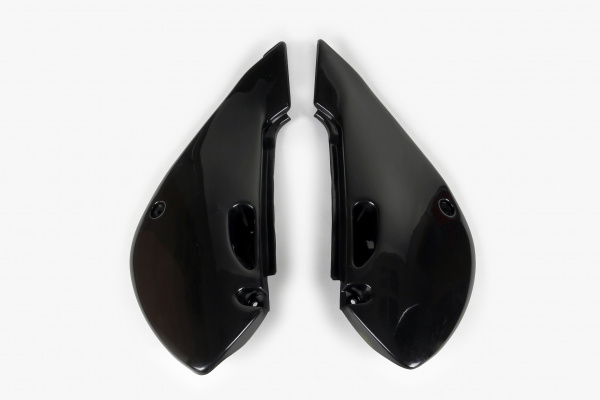 Side panels - black - Suzuki - REPLICA PLASTICS - SU03928-001 - UFO Plast