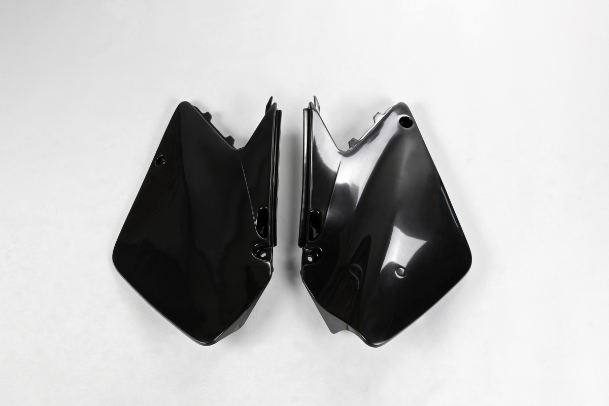 Side Panels black for Suzuki RM 125 (2001-25) - RM 250 (2001-25) - REPLICA PLASTICS - SU03996-001 - Ufo Plast